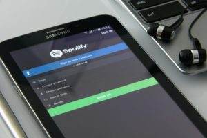 Spotify zahájilo spolupráci s Facebookem